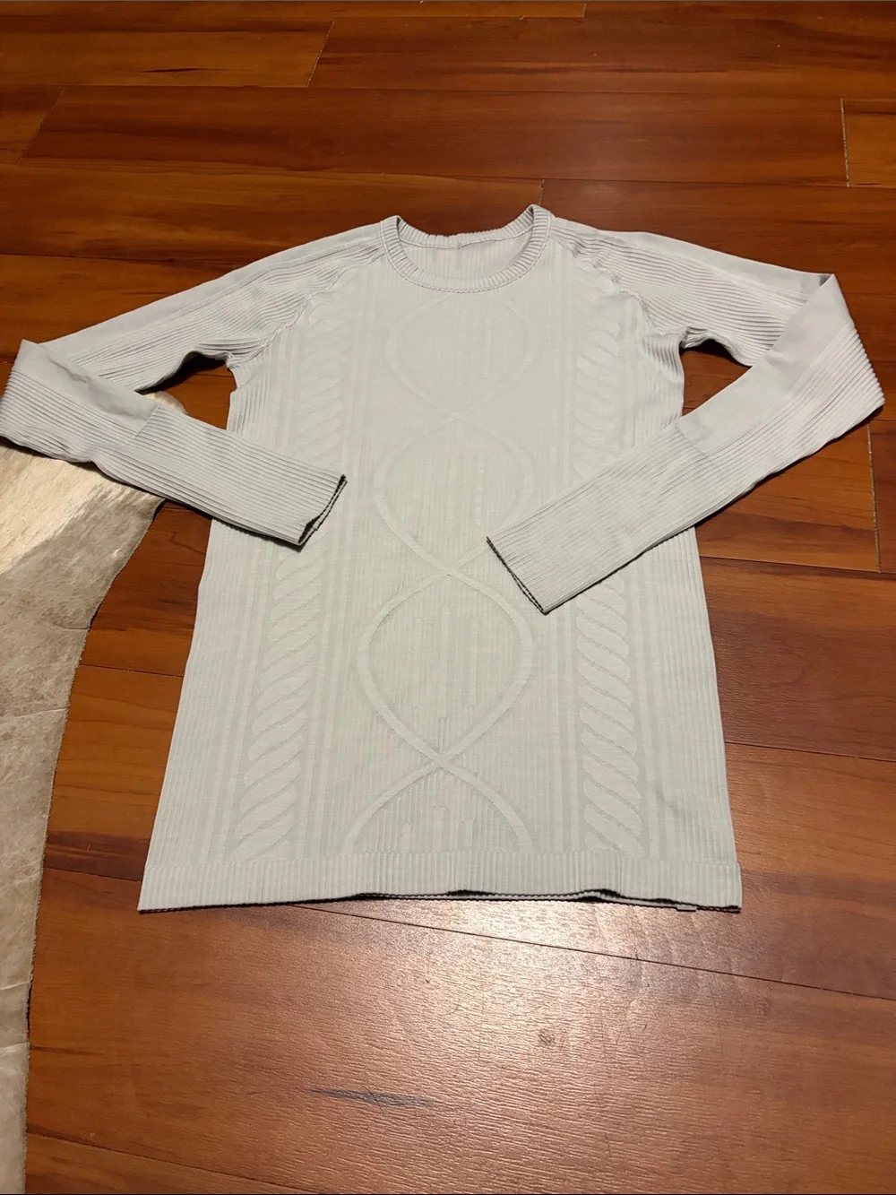 Lululemon Rest Less Pullover Light Gray Cable Knit Crewneck Sweater